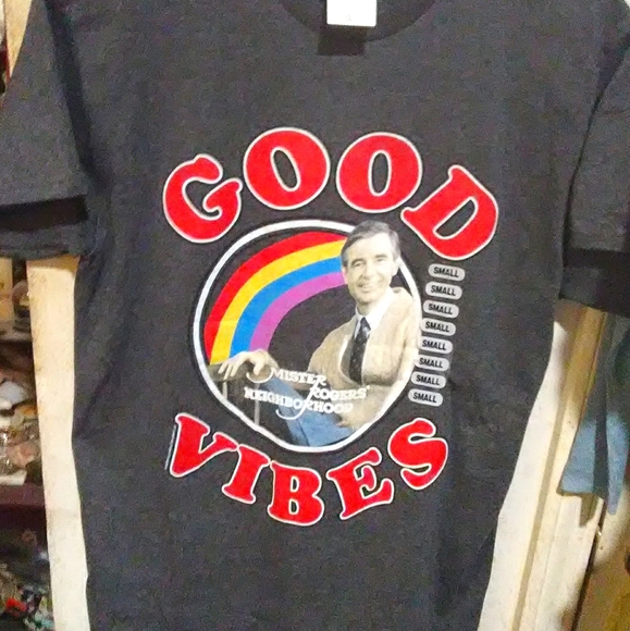 Delta Other - Mister Rogers  T-shirt  NWT  adult small